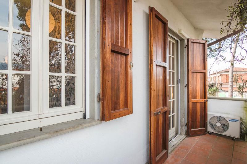Holiday Home Villetta Cinquale Bagian luar foto